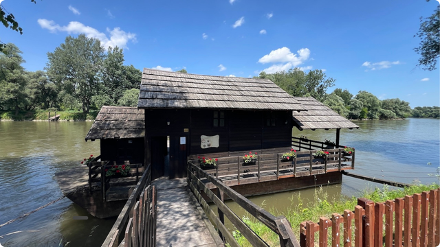 Mlin na Muri - pogled s obale