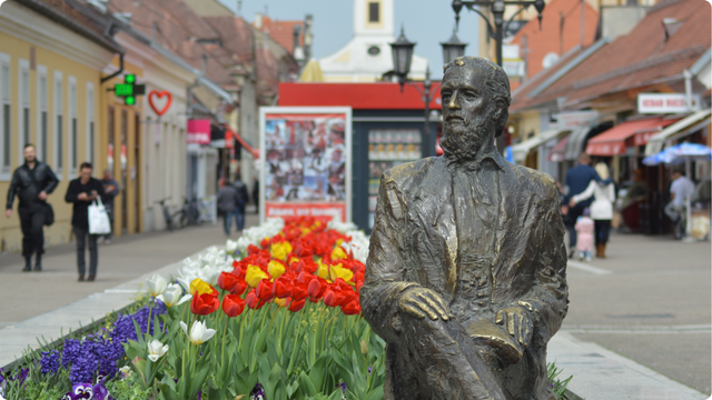 Đakovo - kip Luke Botića