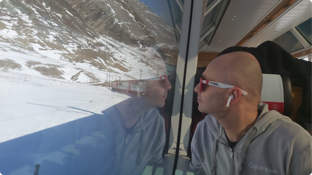 Švicarska kroz prozor vlaka