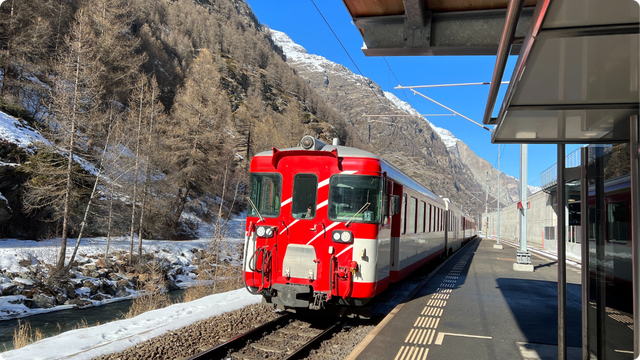 Shuttle vlak do Zermatta